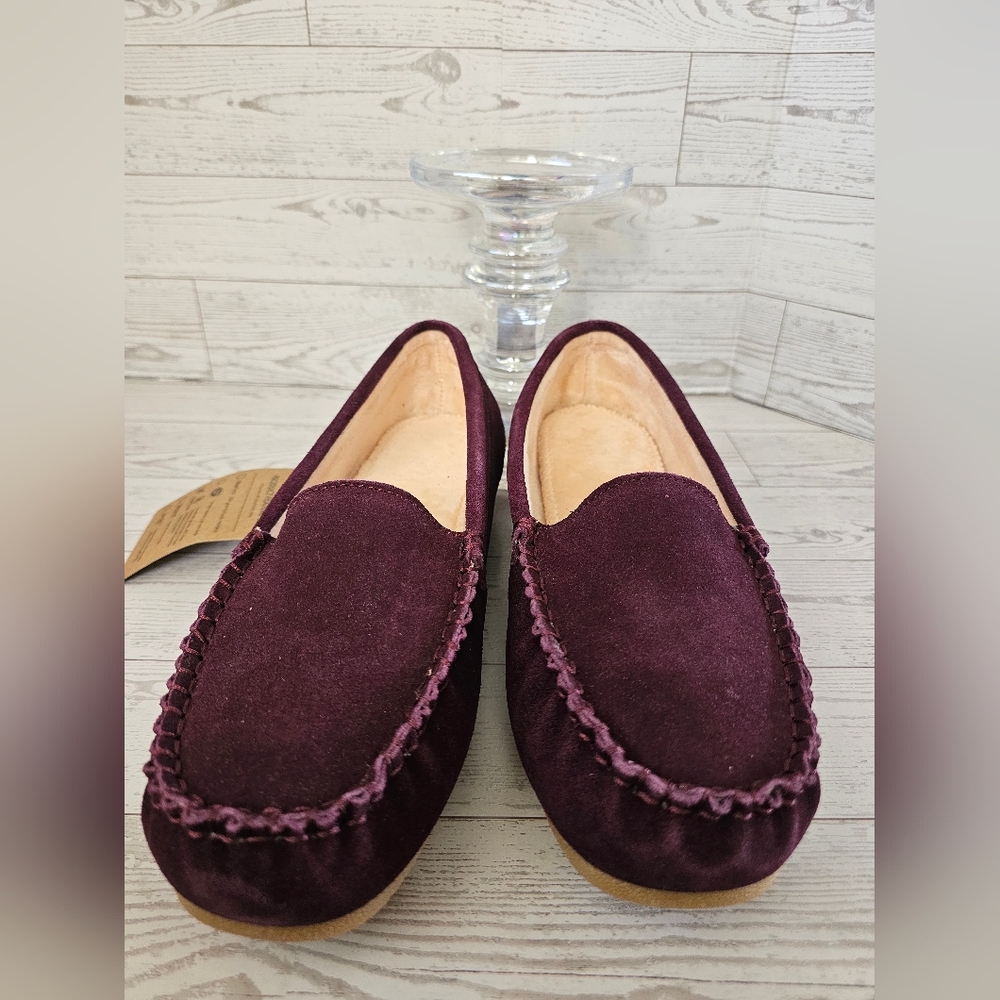 Women's Suede BEARPAWLoafers in Burgundy Size 10 NWT